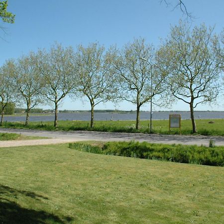 Moushouk Bed And Breakfast Oostwold  외부 사진