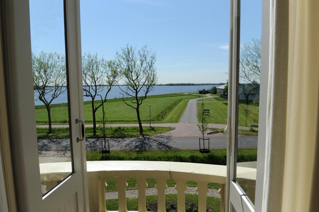 Moushouk Bed And Breakfast Oostwold  외부 사진